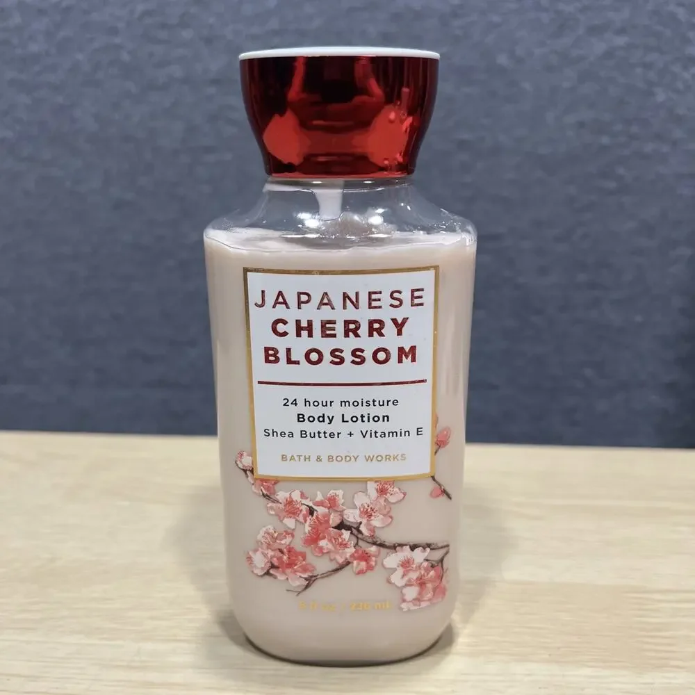 New Bath & Body Works Japanese Cherry Blossom Shea Butter Body Lotion 8 fl oz